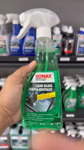 Chai xịt vệ sinh làm sạch và trong kính lái Sonax Clear Glass 338241 500ml
