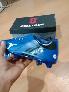KIDZTUBS Sepatu Bola Anak Paket Komplit Sepatu Bola Tas Skin Deker Kaos Kaki Usia 6-10 Tahun Size 28 29 30 31 32 33 34 35 36 37 KDZ1900122024