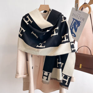 Black White H Letter Large Scarf Womens Summer 2024 New Atmosphere Cashmere Imitation Shawl Afternoon Sleep Double-sided Use