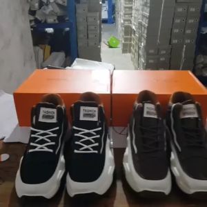 Sepatu Casual Wanita 6030 Sepatu Sneakers Sport Terlaris