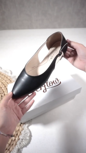 Everflow Sepatu Kerja Wanita Full Black VPD15 Hak Flat 1cm Warna Hitam