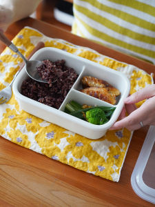 Simple White Ceramic Divided Plate Subtle Color Lunch Box Adult Rectangular Dinnerware Dish Lightweight Diet Meal Planner