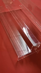 ชั้นวางอะคริลิคใสสำหรับแสดงสินค้าเครื่องประดับเครื่องสำอาง