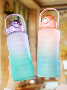 Large Capacity 2000ml Fitness Sports Water Bottle Plastic Cup with Straw for Women High Aesthetic Value Summer Water Bottle