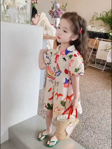 💗ชุดเด็ก💗ชุดเดรสเชิ้ตเด็กแขนสั้นหน้าร้อน ชุดเดรส ลายกราฟฟิตี สำหรับเด็กผู้หญิง 1-9 ขวบ