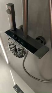 SEN TẮM ĐỨNG NÓNG LẠNH CÓ LED HIỂN THỊ NHIỆT ĐỘ SC39