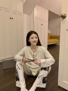 ชุดนอนผู้หญิง ชุดนอนแขนยาว กางเกงขายาว ผ้าฝ้ายแท้ ฤดูใบไม้ร่วง ฤดูหนาว ชุดนอนผู้หญิง ชุดนอนผ้าฝ้ายแท้ ชุดนอนสบายๆ ชุดนอนลายการ์ตูน