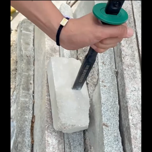 Industrial Flat Chisel Comfortable Grip Rock Chisel for Mortar Brick Stone