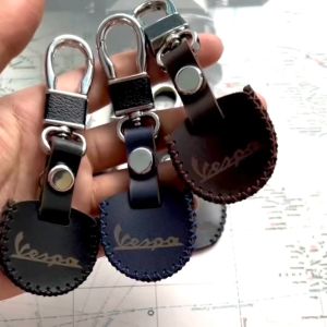 Bao Da Chìa Khóa Xe Máy Vespa Loại Chìa Mỏng Và Dày Da Bò Thật Handmade Tặng Kèm Móc Khóa