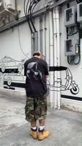 Kaos Stussy - tshirt stussy - kaos pria - tshirt pria - baju pria - kaos pria stussy crown HITAM