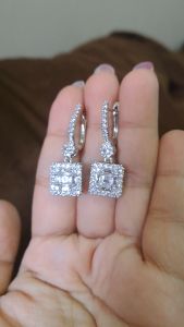 Anting Berlian Kotak MahaDewi Mewah Titanium Perak Emas 22K