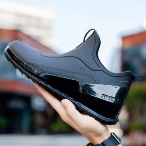 Windproof Rain Boots Men Summer Light Ankle Rainboots Fashion Black Slip on Rain Shoes Men Waterproof Work Boots 2024