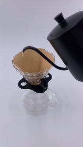 100Pcs/pack V60 Coffee Paper Filter Disposable Natural Wood Pulp Coffee Dripper Hand-brewed Coffee Filter Tea Filter Paper