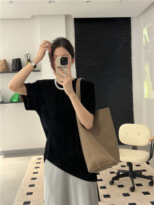 เสื้อยืดอะซิเตทสีดำหลวมๆ สไตล์เกาหลี ทรงหลวมสบายๆ ทรงเข้ารูป แขนสั้น ปกติ เสื้อผ้าทำงานฤดูร้อน