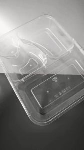 THINWALL BENTO 4 SEKAT STAR TUTUP DOME WADAH MAKANAN PLASTIK BENING KLIR (25 PCS)