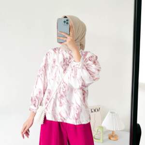 Blouse Marble Lengan Puffy Motif