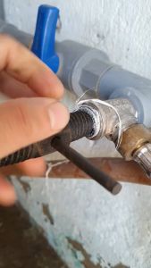 Dụng Cụ Taro Lấy Ống Nước Gãy Kèm Tay Quay Tháo Ren 21 Và 27