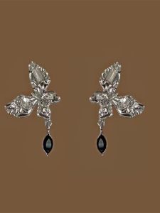 Butterfly Ear Studs Sweet Cool Style Gold Plated Mosquito Coil Tray Unique Design Sensation Fashion Jewelry for Women