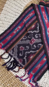 SELENDANG TENUN LOMBOK/SELENDANG TENUN TRASDISIONAL/SYAL BLENGKET