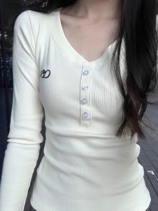 Áo Thun Dài Tay Cổ Chữ V Ôm Vừa Vặn Phong Cách Ngọt Ngào Mùa Thu Cho Nữ Cỡ Nhỏ Áo Lót Ngắn Áo Lót Cơ Bản Áo Lót Gợi Cảm