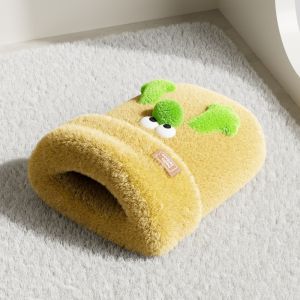 HELLOLEIBOO | Warm & Thick Safety Cat Nest with Hole for Kittens