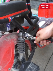 8 หัวหลักๆ ประแจ ประแจอเนกประสงค์ ประแจเหลี่ยม ประแจอเนกประสงค์ ปากตาย บล็อก ประแจซ็อกเก็ต 360องศา