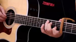 Capo Guitar กีต้าร์ เหล็กของแท้ รุ่น PM แถมฟรี 1 ตัว มูลค่า 45บ. กีต้าร์ กีต้าร์ไฟฟ้า เบส อูคู เลเล รูปแบบสำคัญ คลาสสิค 1 ตัว มูลค่า 45บ. วงหรือศิลปินสุ่มน่าสะสม!