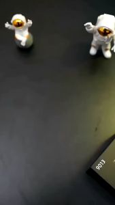 🔥รับประกัน 5 ปี🔥ปัตตาเลี่ยนตัดผม ไม่ติดขัด ใบมีดสแตนเลสนำเข้า หัวน้ำมัน/หัวโล้น/ตัดแต่ง/แกะสลัก 600นาที แบตเตอรี่ใช้งานได้นาน เงียบสุดๆ แบตตาเลี่ยนตัดผม เครื่องตัดผม ปัตเลียนตัดผม ปัตตาเลี่ยนแท้ แบตเตอเลี่ยนตัดผม ปัตตาเลี่ยน ปัตตาเลี่ยนไร้สาย