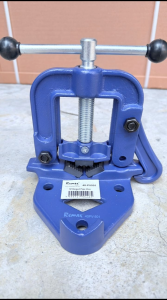 Remax Bench Pipe Vice Yoke Hinged Clamp on Type Threader Pipe Plumbing Vise Tools