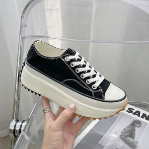 รองเท้ารุ่นเดียวกันกับชอว์วอร์ครองเท้าผ้าใบพื้นหนาแมทช์ลุคง่ายสำหรับผู้หญิงรองเท้ากีฬาลำลองระบายอากาศได้ดีแบบบางรองเท้าแพลทฟอร์มเพิ่มความสูงรองเท้าสีขาว