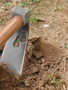 Braun Mall - จอบ ค้อน จอบอเนกประสงค์ ค้อนตอกสมอบก จอบพร้อมด้าม จอบขุดดินแข็ง อุปกรณ์ขุดดิน ทําจากเหล็กอัลลอย แข็งแรงและทนทาน