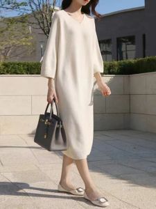 Accessible Luxury Korean Style V Neck Mid Length Long Length Cashmere Woolen Skirt Womens Loose Overknee Pullover Dress Wool Knitted Base