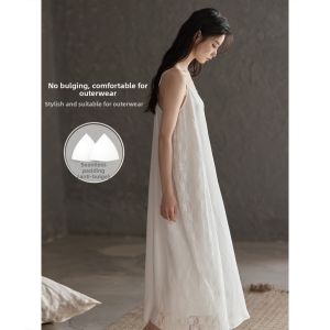 Pure & Seductive Strap Sleep Dress With Built-in Pads Lace Splicing