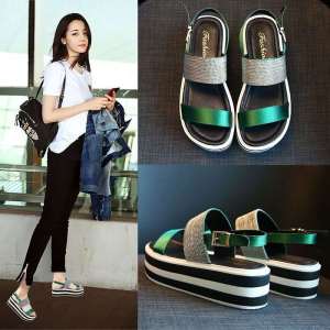 Casual Roman Style Thick Bottom Platform Sandals Womens Summer 2024 New Korean Version Versatile Buckle Strap Heightening INS Sandals