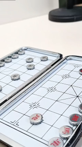 Bộ Trò Chơi Cờ Tướng Kèm Bàn Nam Châm 2 Mặt