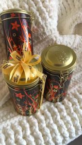 Famous Amos Cannister Cookie Tin 90g - Wedding Engagement Kahwin Nikah Hantaran Gift Raya Corporate Doorgift HALAL