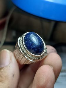 Batu cincin shodaliite natural