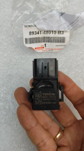 Cảm biến va chạm cản sau Toyota Camry 2016 - 2017 2018 - 2020 hàng chính hãng. Giá cho 1 cái xịn. Hình ảnh là của Camry đời 2016 2017