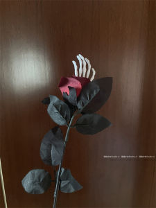 Halloween Gothic Artificial Rose Photo Props Black Red Fake Bouquet Skull Hand Fake Flower Bar Atmosphere