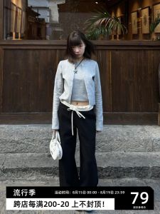 เสื้อสเวตเตอร์คอกลมแขนยาวบางสำหรับผู้หญิงในฤดูใบไม้ผลิและฤดูใบไม้ร่วง สไตล์ย้อนยุค สีเทา เสื้อสเวตเตอร์แขนสั้นทรงเข้ารูป