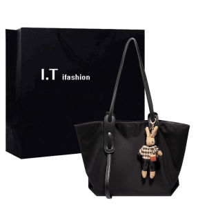 กระเป๋าผ้าอ็อกซ์ฟอร์ดกันน้ำสำหรับผู้หญิง IT กระเป๋าสะพายไหล่เดี่ยวสำหรับเดินทางและเรียน ความจุขนาดใหญ่ กระเป๋าใส่คอมพิวเตอร์ 2025 รุ่นใหม่