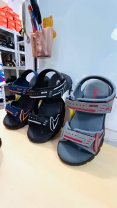 BITIS GIÀY QUAI HẬU BITIS BÉ TRAI BPB000500- CAO 3CM SIZE 36->41 ĐẾ ĐÚC PU CHỐNG MÀI MÒN VÀ TRƠN TRƯỢT