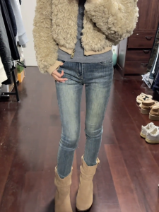 กางเกงยีนส์ทรงสลิมฟิตเอวสูงสไตล์เกาหลี กางเกงขายาวทรงเข้ารูป ทรงสลิมฟิต ทรงเก๋ไก๋สำหรับผู้หญิง