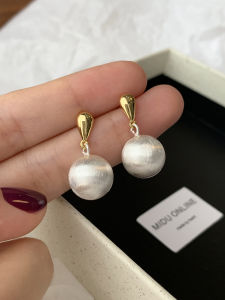 S925 Silver Needle round Ball Earrings Womens Fashion Minimalist Contrast Color Handmade Copper Alloy Ball Drop Earrings