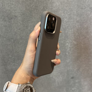 Ốp Lưng Điện Thoại Bằng Da Cao Cấp Mới Cho iPhone 15 pro Max 14 pro Metal Lens Protection Case Hard Large Hole Ins Style