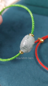 Vòng dây cáp phối lu thống Cẩm Thạch hoa bay chạm khắc vân mây size 12x17mm tuyệt đẹp phong thủy may mắn | Hoa Minh Gem