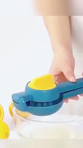 MO. Fruit Manual Juicer Hand Squeezer Easy Use Lemon Orange Citrus Juice Maker Hand Press Extractor