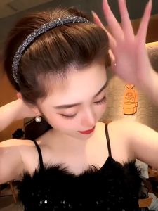 Diamond Headband Korean Fashion New Temperament Beautiful Sparkling Rhinestone Face Wash Hairband Hair Accessories 2024