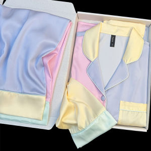 Color Block Ice ผ้าไหม ชุดนอน ชุดสําหรับผู้หญิง Rainbow Candy หวาน เสื้อผ้าบ้านแขนสั้น กางเกงขายาว ใส่สบาย ฤดูใบไม้ผลิ ฤดูใบไม้ร่วง