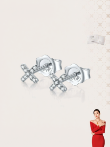 Interwoven 18K Gold Diamond Earrings Platinum Simple Design